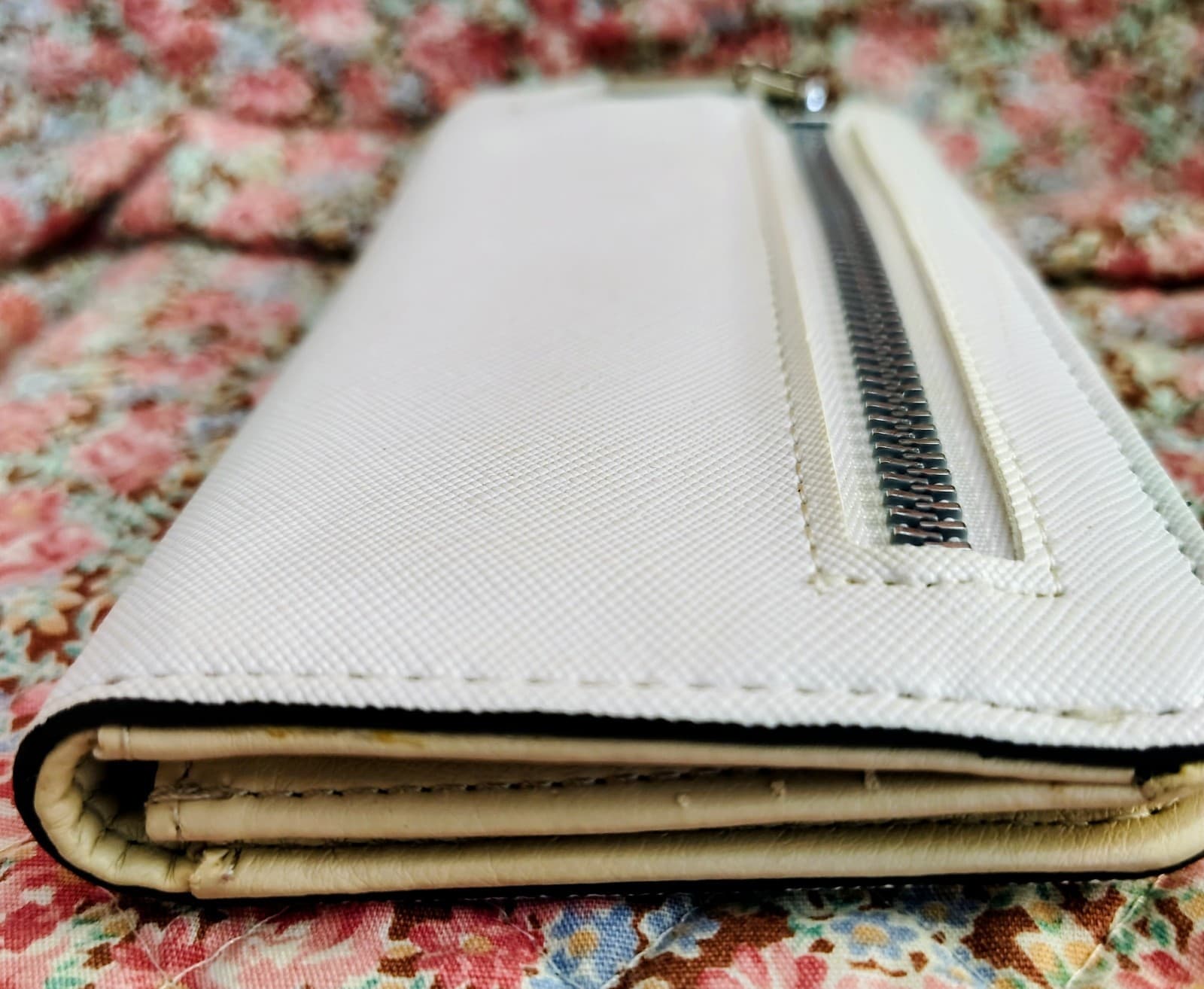 NWOT Safe Keeper Floral Wallet - Thumbnail 5
