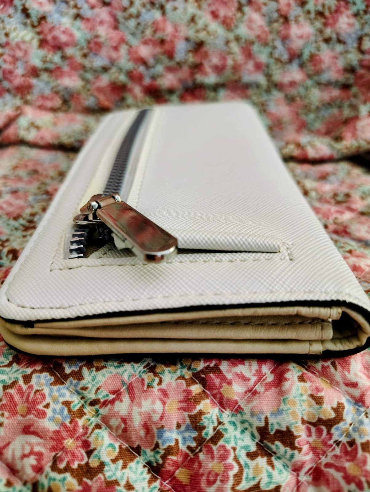 NWOT Safe Keeper Floral Wallet - Thumbnail 4