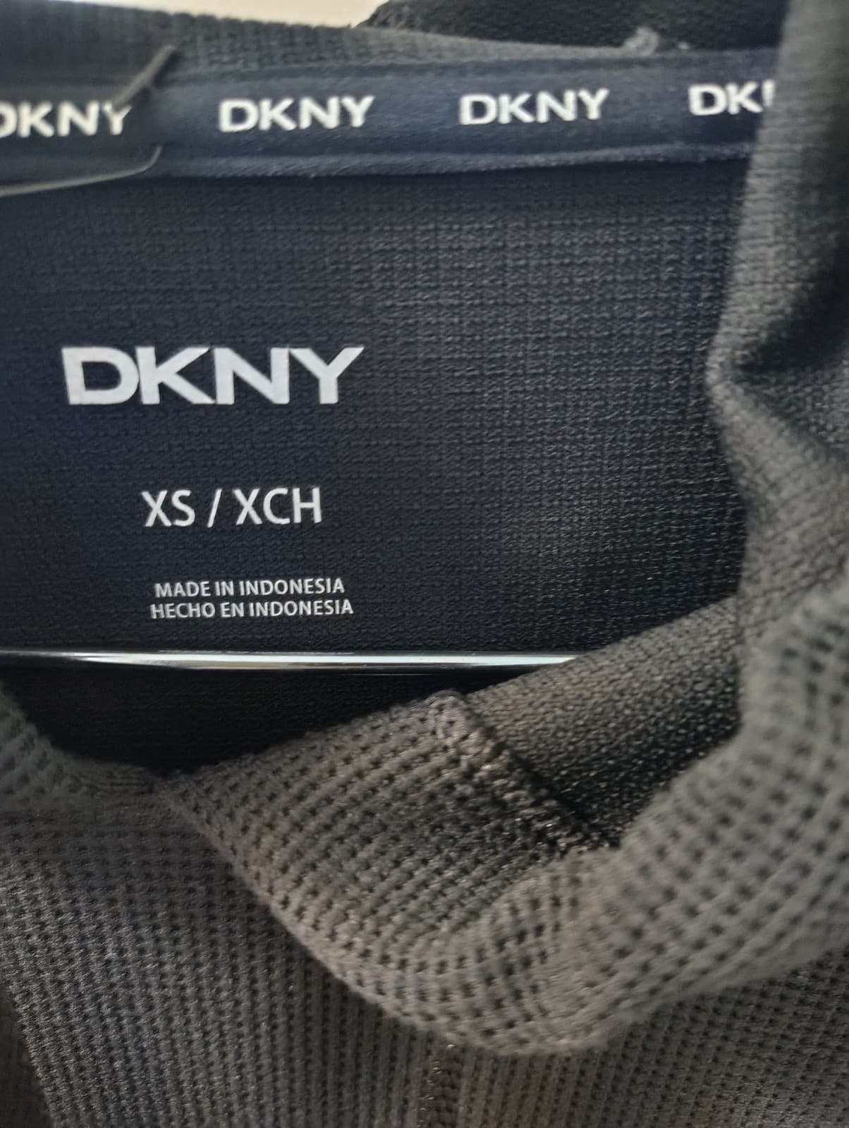 DKNY tech waffle hoodie in black size extra-small, NWT, Faith Over Fear, Olivia - Thumbnail 4