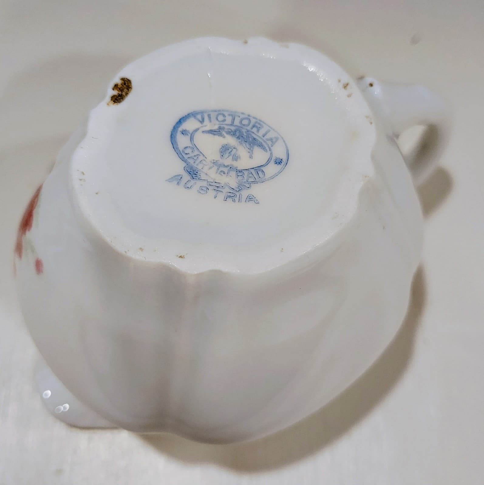 Vintage Victoria Carlsbad Austria Hand painted Porcelain Creamer EUC - Thumbnail 12
