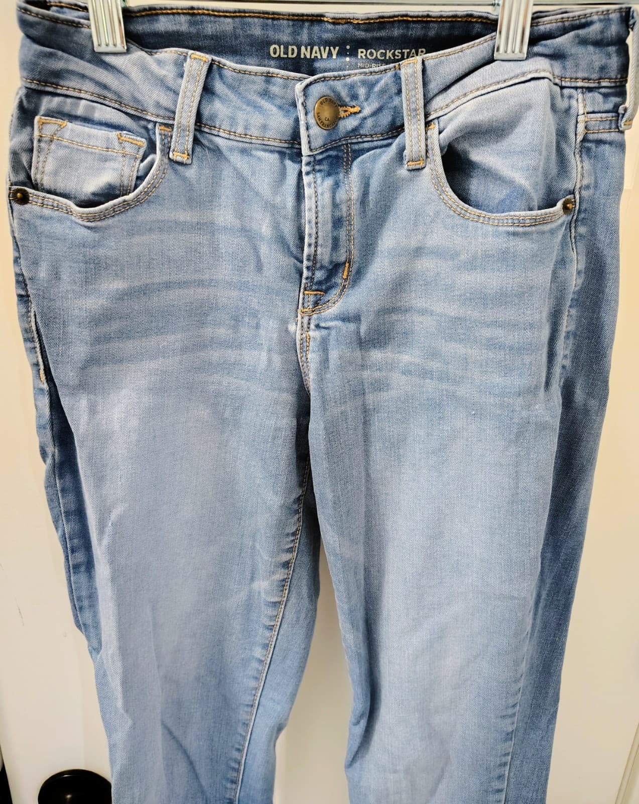 Old Navy Mid-Rise Rockstar Skinny Jeans Size 2 Light Wash - Thumbnail 4
