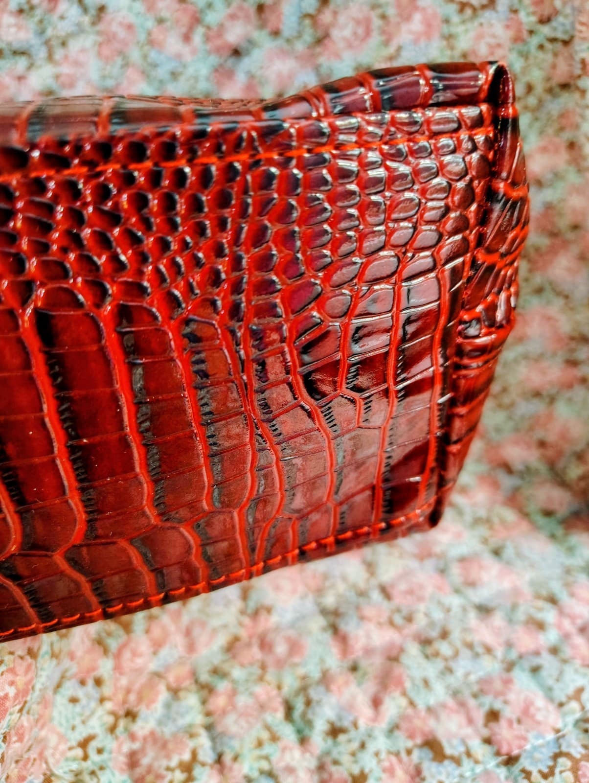 NWOT Insulated Wine Purse – Red Croc Faux Leather Cooler Tote Bag - Thumbnail 7