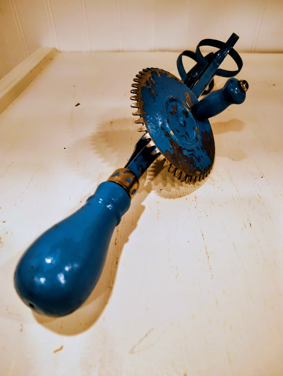 Vintage Blue A&J Super Center Drive Egg Beater Wood Handle Hand Mixer USA - Thumbnail 3