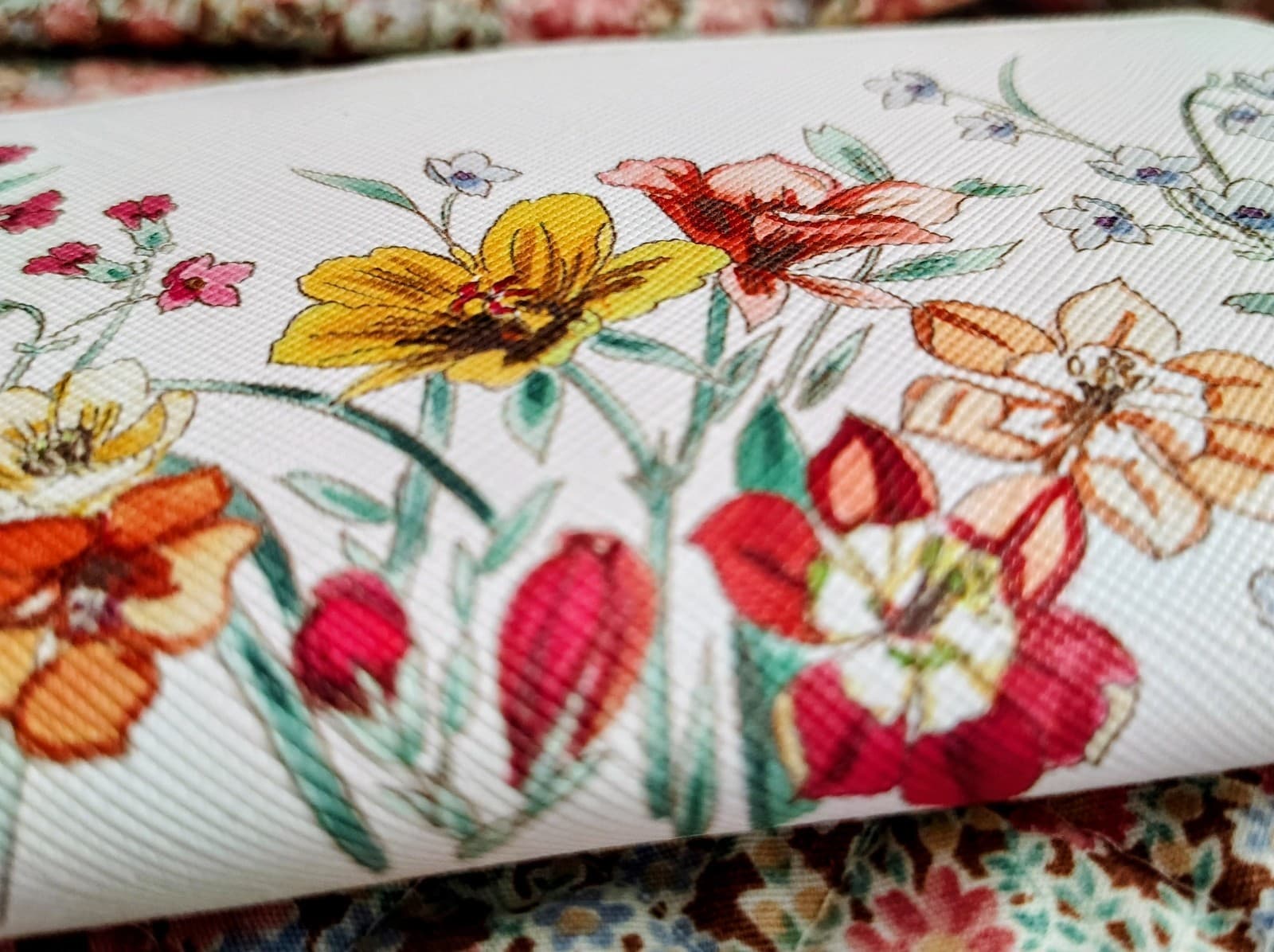 NWOT Safe Keeper Floral Wallet - Thumbnail 12