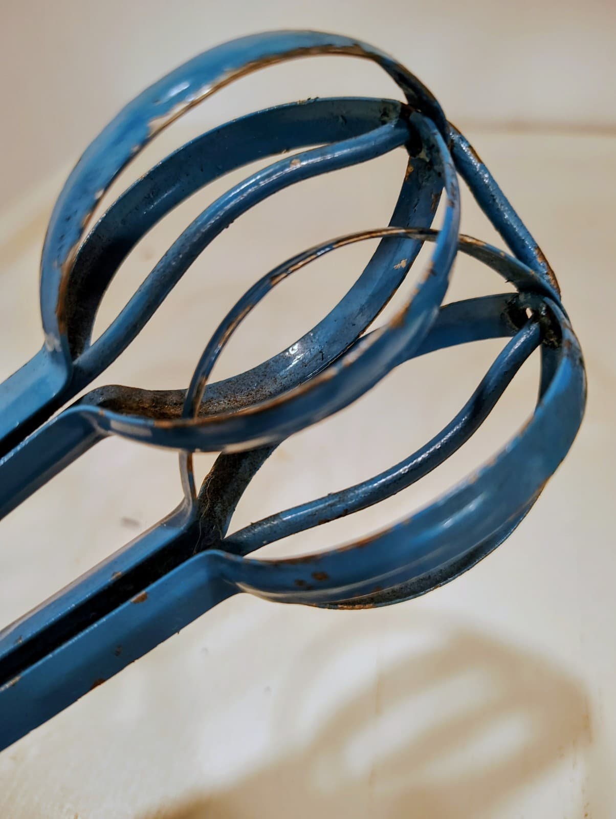 Vintage Blue A&J Super Center Drive Egg Beater Wood Handle Hand Mixer USA - Thumbnail 7