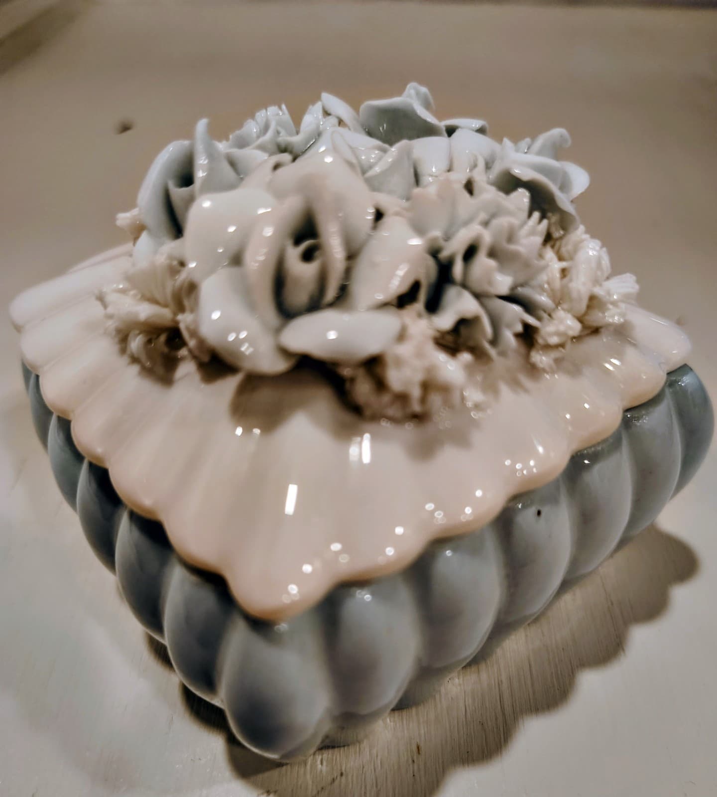 Vintage Japan Blue White Porcelain Floral Trinket Box - Thumbnail 5
