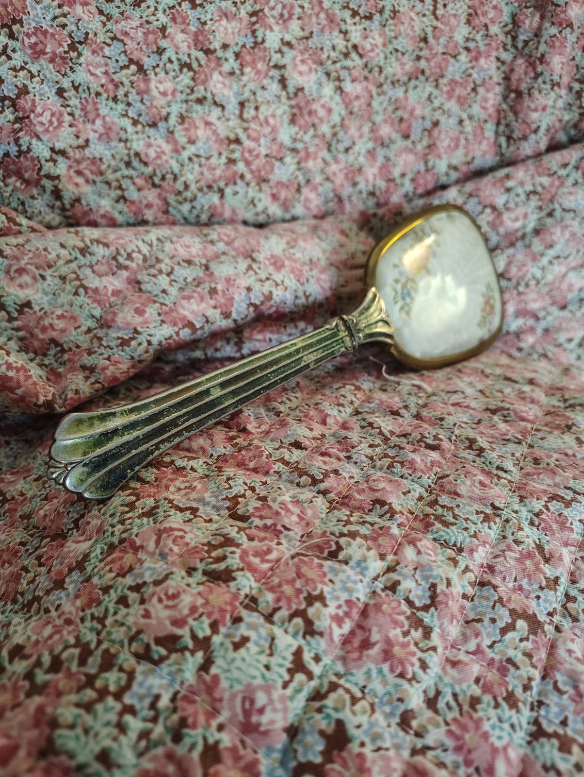 Vintage Gold Tone Floral Vanity Hair Brush Ornate Handle Metal Boudoir Decor - Thumbnail 7
