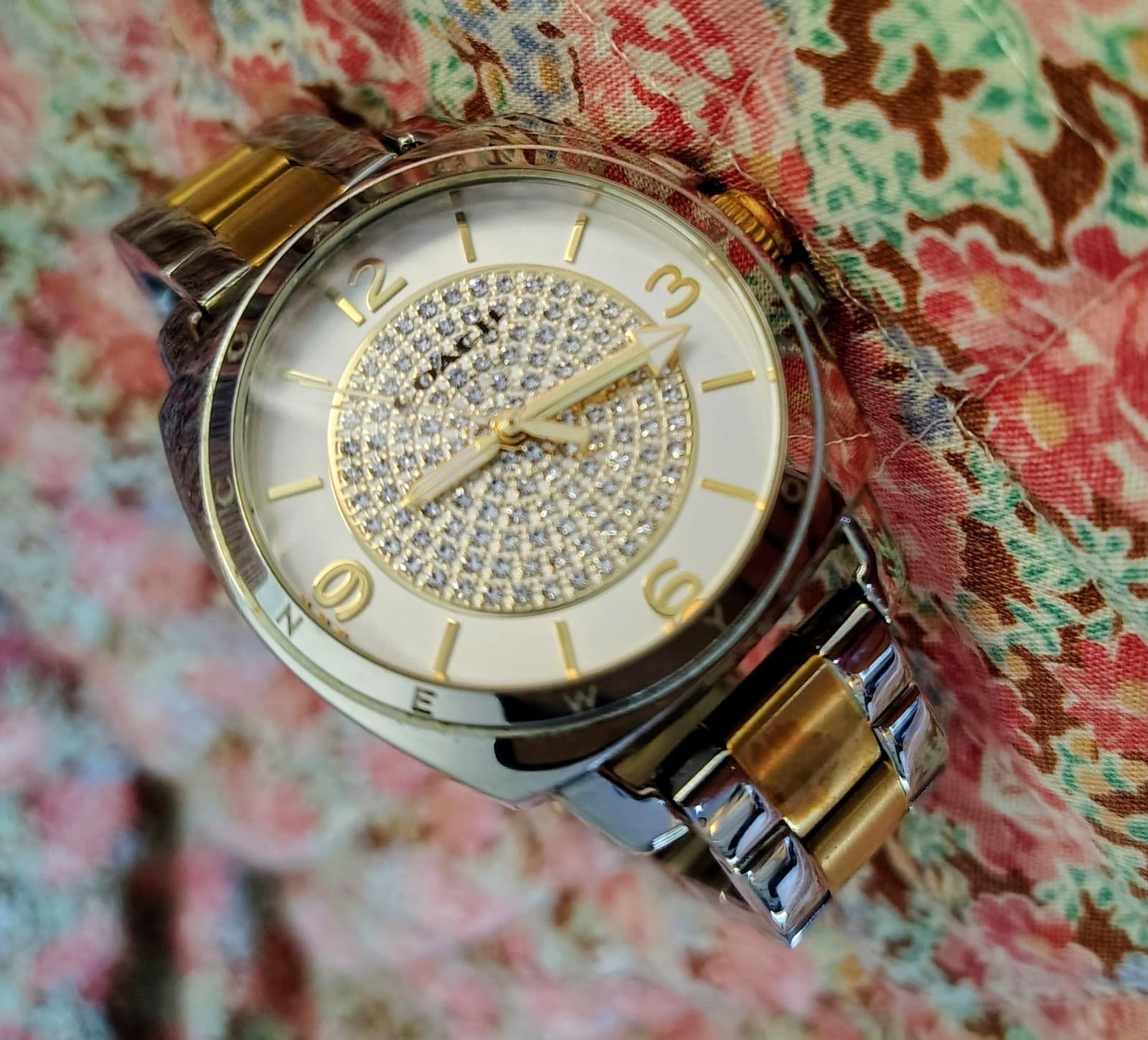 Coach Boyfriend Small watch featuring a two-tone silver and gold stainless steel - Thumbnail 13