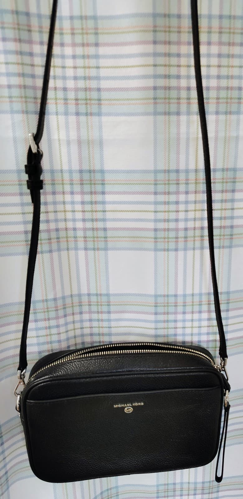 black Pebbled Leather Michael Kors Jet Set Charm East West camera crossbody bag - Thumbnail 6