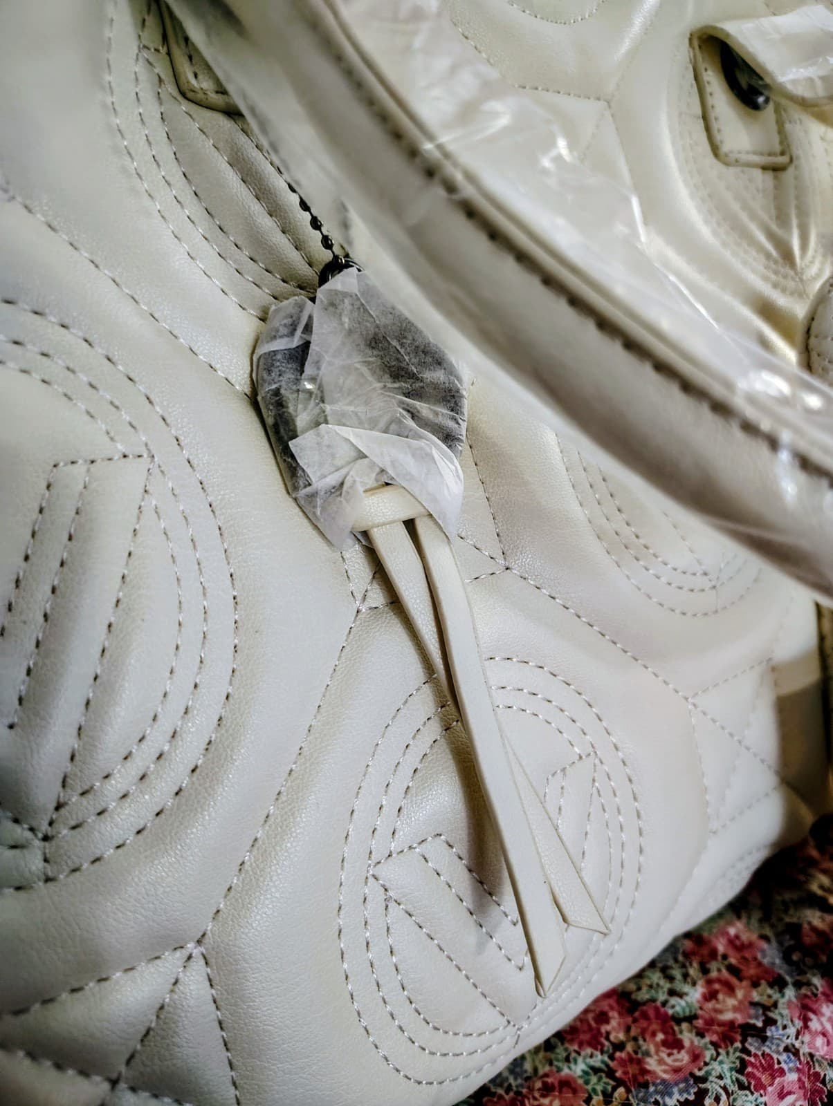 NWT white Vegan Leather Valentino Orlandi tote bag/Pouch MSRP 359.00 - Thumbnail 11