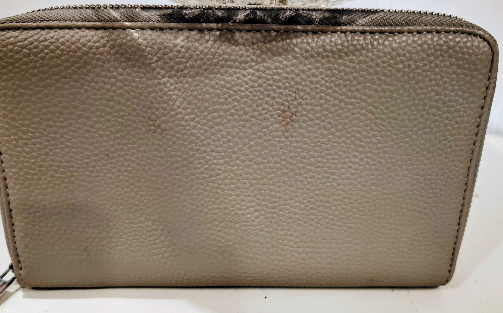 Gray Pebbled Faux Leather Organizer, Zip Around - Thumbnail 2