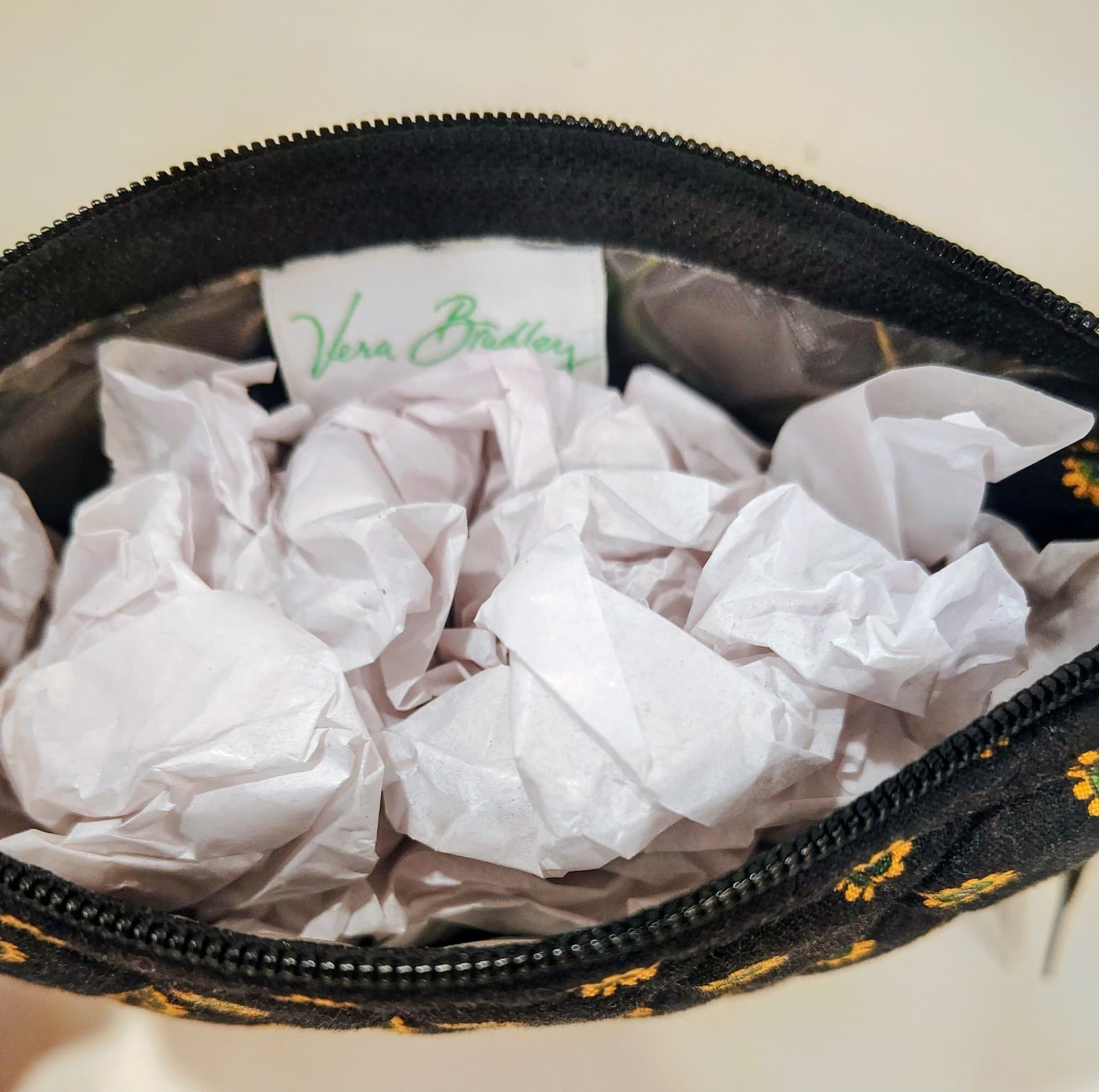 Vera Bradley Retired Rare Vibrant Black Floral Trim Zip Makeup Bag Lined EUC - Thumbnail 8