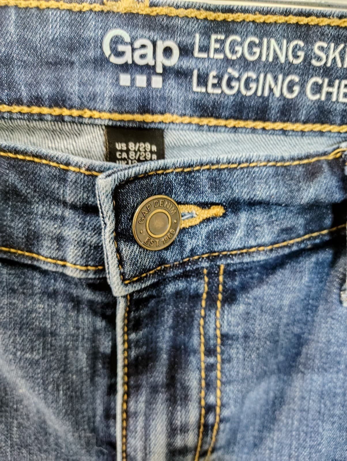 Gap Legging Skimmer jeans, medium wash, Size 8/29