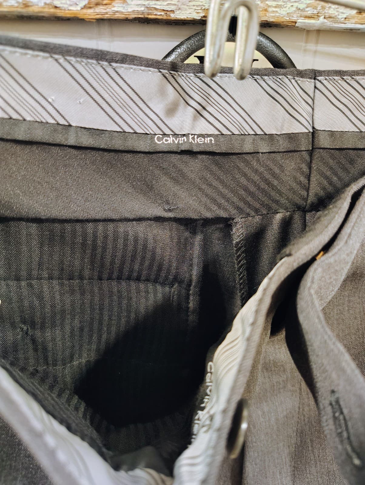 Calvin Klein Men’s Lined Suit 42R Jacket/36R Pants, EUC, Worn Once - Thumbnail 19