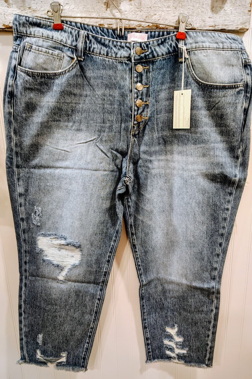 Pink Lily Priscilla Distressed Girlfriend Med Wash Jeans, NWT Size 19