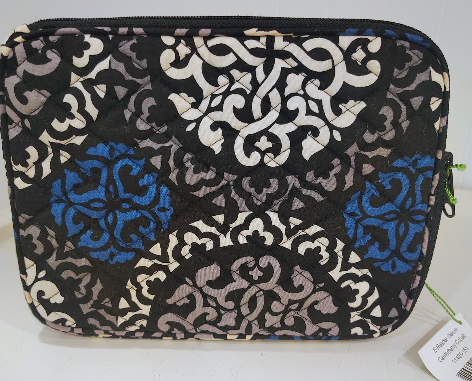 NWT Vera Bradley Tablet Kindle Padded Sleeve, Canterbweey Cobalt, Retired - Thumbnail 5