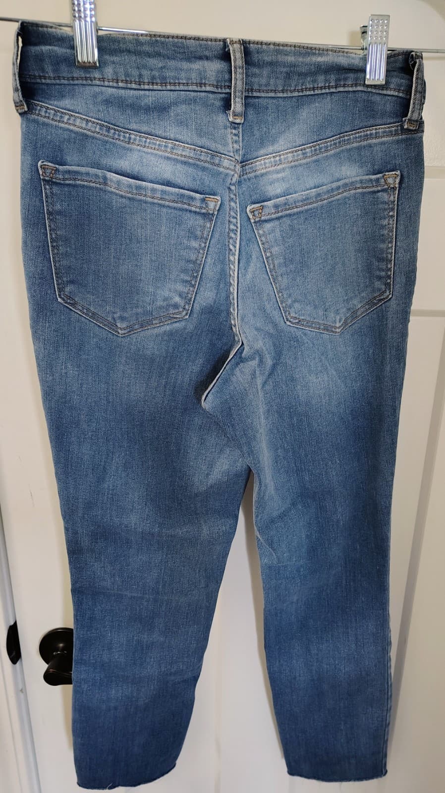 Old Navy Women's High-Rise Rockstar Super Skinny Jeans, light wash, Size 0 - Thumbnail 2