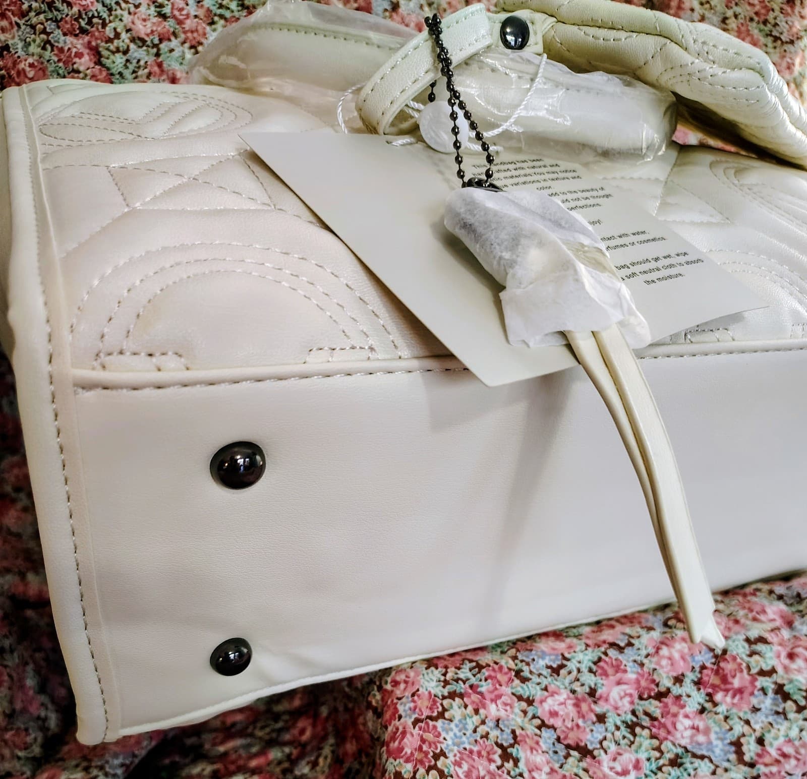NWT white Vegan Leather Valentino Orlandi tote bag/Pouch MSRP 359.00 - Thumbnail 21