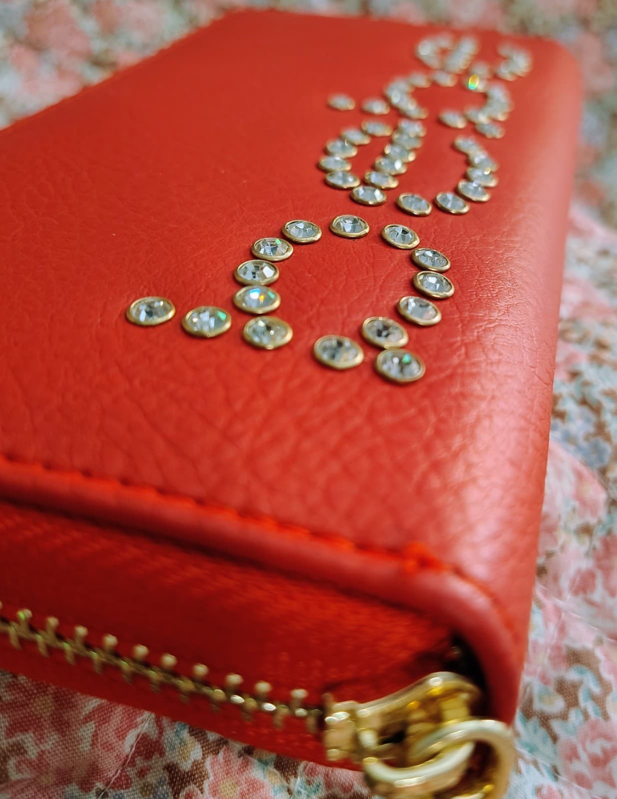 Bebe WALLET (New/NWT) "Jetta" RED Long ZIP AROUND Vegan Leather RHINESTONE STUD - Thumbnail 6