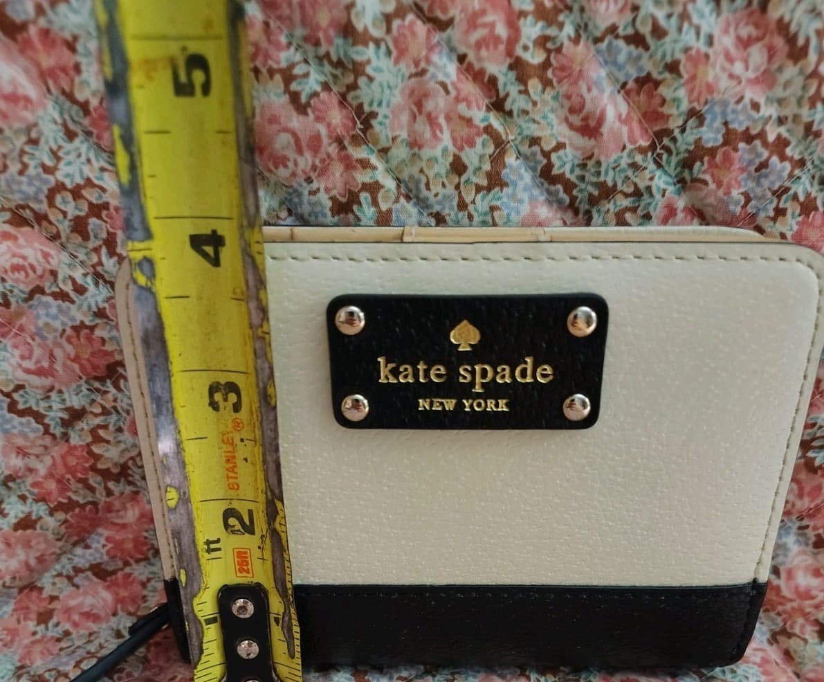 Kate Spade NY Grove St Tellie Black White wallet NWOT - Thumbnail 11