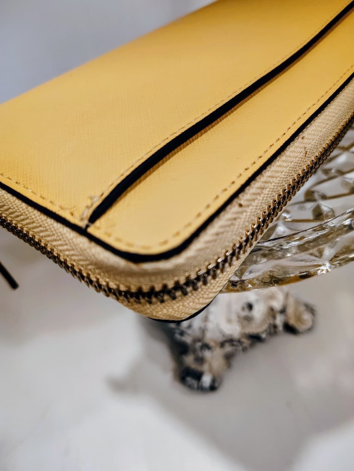 Kate Spade Yellow Leather Zip Around Wallet NWT $229 - Thumbnail 5