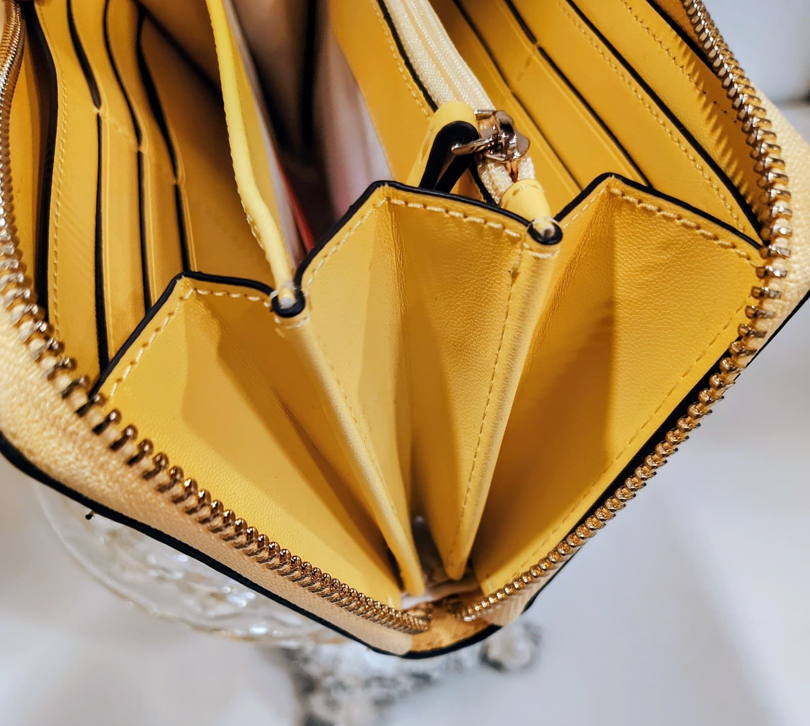 Kate Spade Yellow Leather Zip Around Wallet NWT $229 - Thumbnail 11