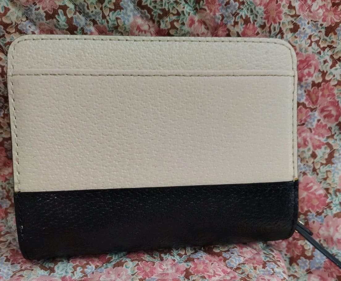 Kate Spade NY Grove St Tellie Black White wallet NWOT - Thumbnail 3