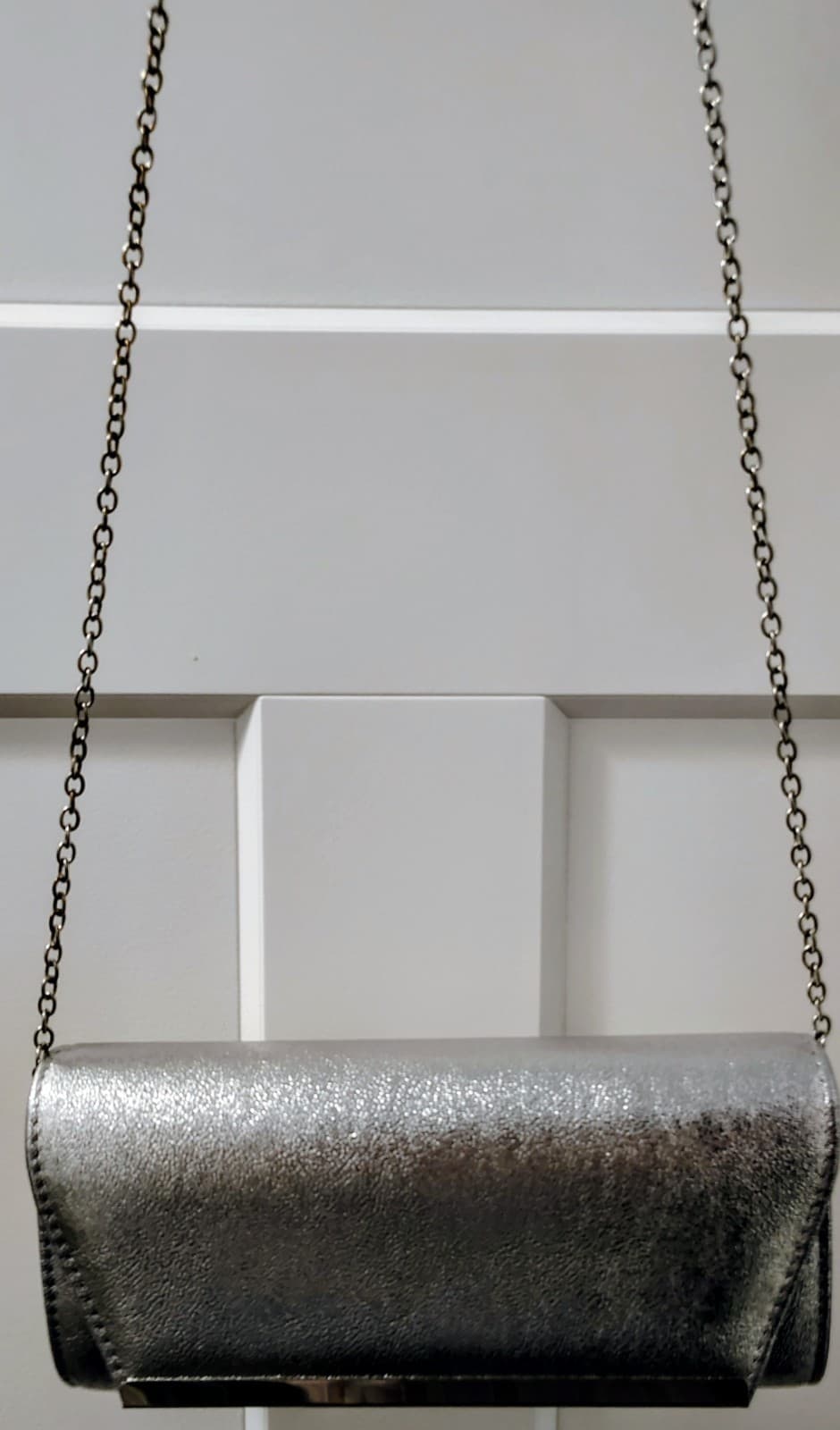 silver shoulder bag metallic finish chain strap NWOT - Thumbnail 11