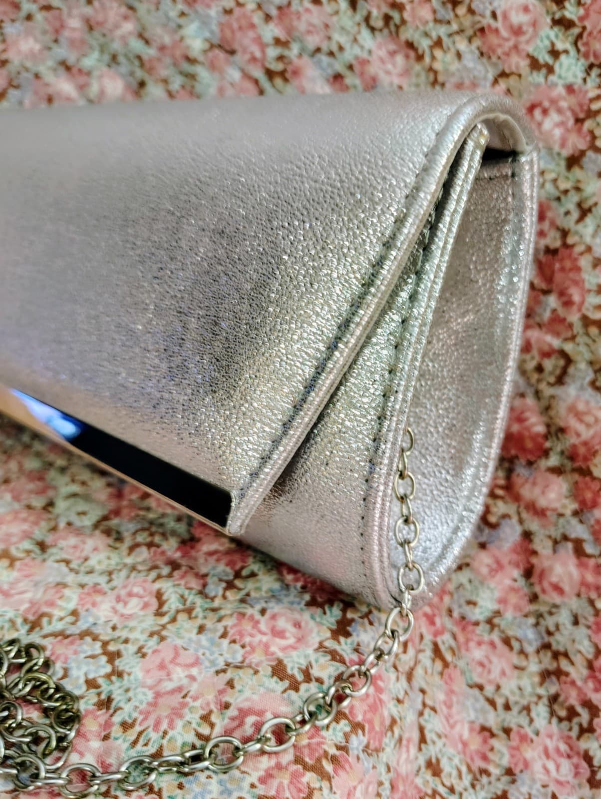 silver shoulder bag metallic finish chain strap NWOT - Thumbnail 10