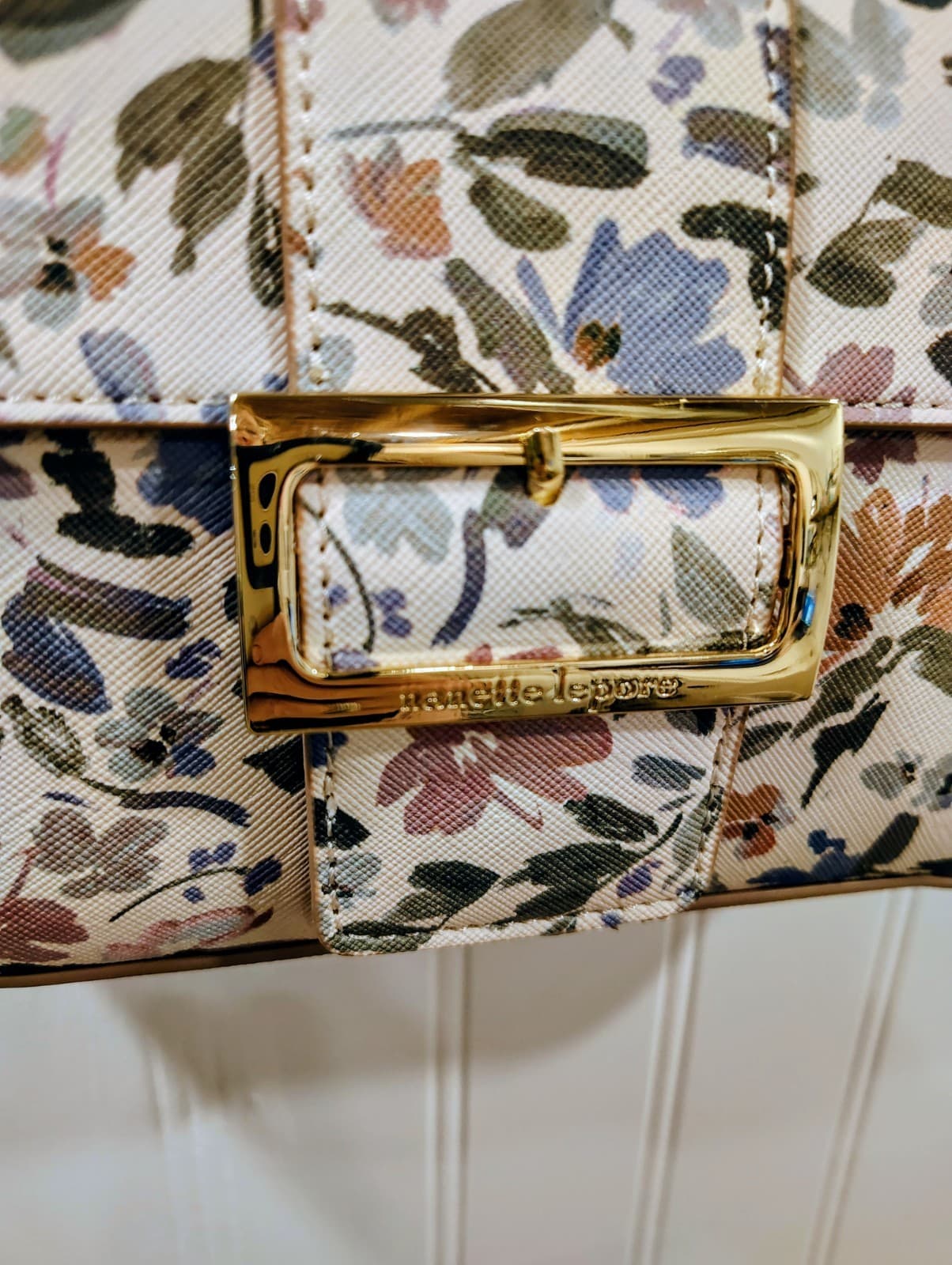 NWOT Nanette Lepore Floral Small Shoulder Bag Magnetic Detachable Strap $88 - Thumbnail 2