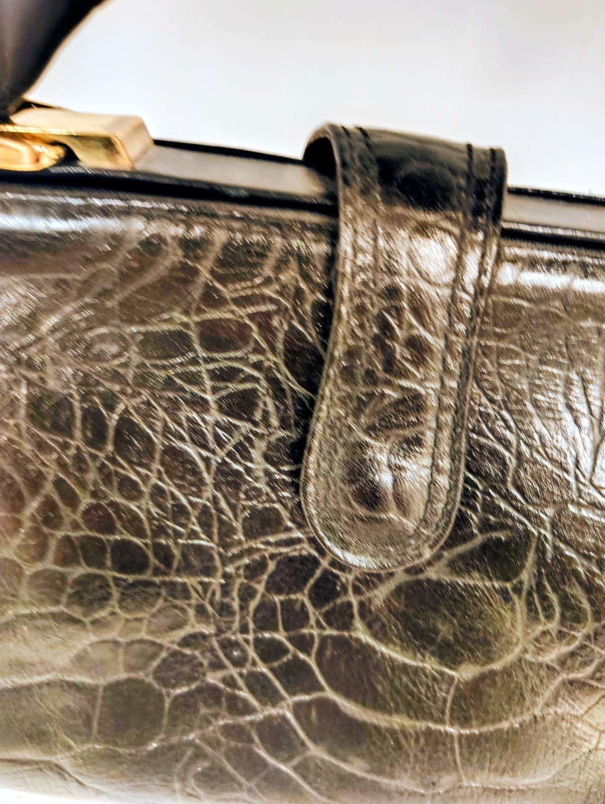 Vintage 1980's Tano Black Crocodile Embossed Satchel Bag, Gold Hinges EUC - Thumbnail 3