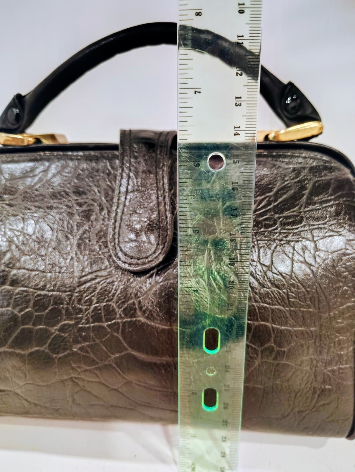 Vintage 1980's Tano Black Crocodile Embossed Satchel Bag, Gold Hinges EUC - Thumbnail 12