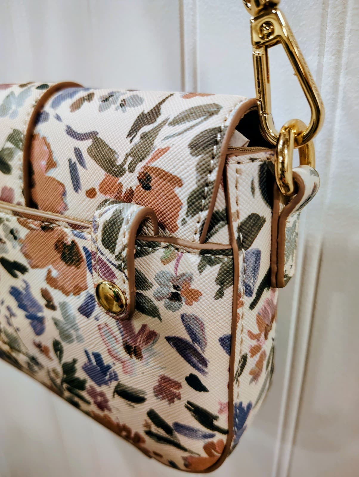 NWOT Nanette Lepore Floral Small Shoulder Bag Magnetic Detachable Strap $88 - Thumbnail 6