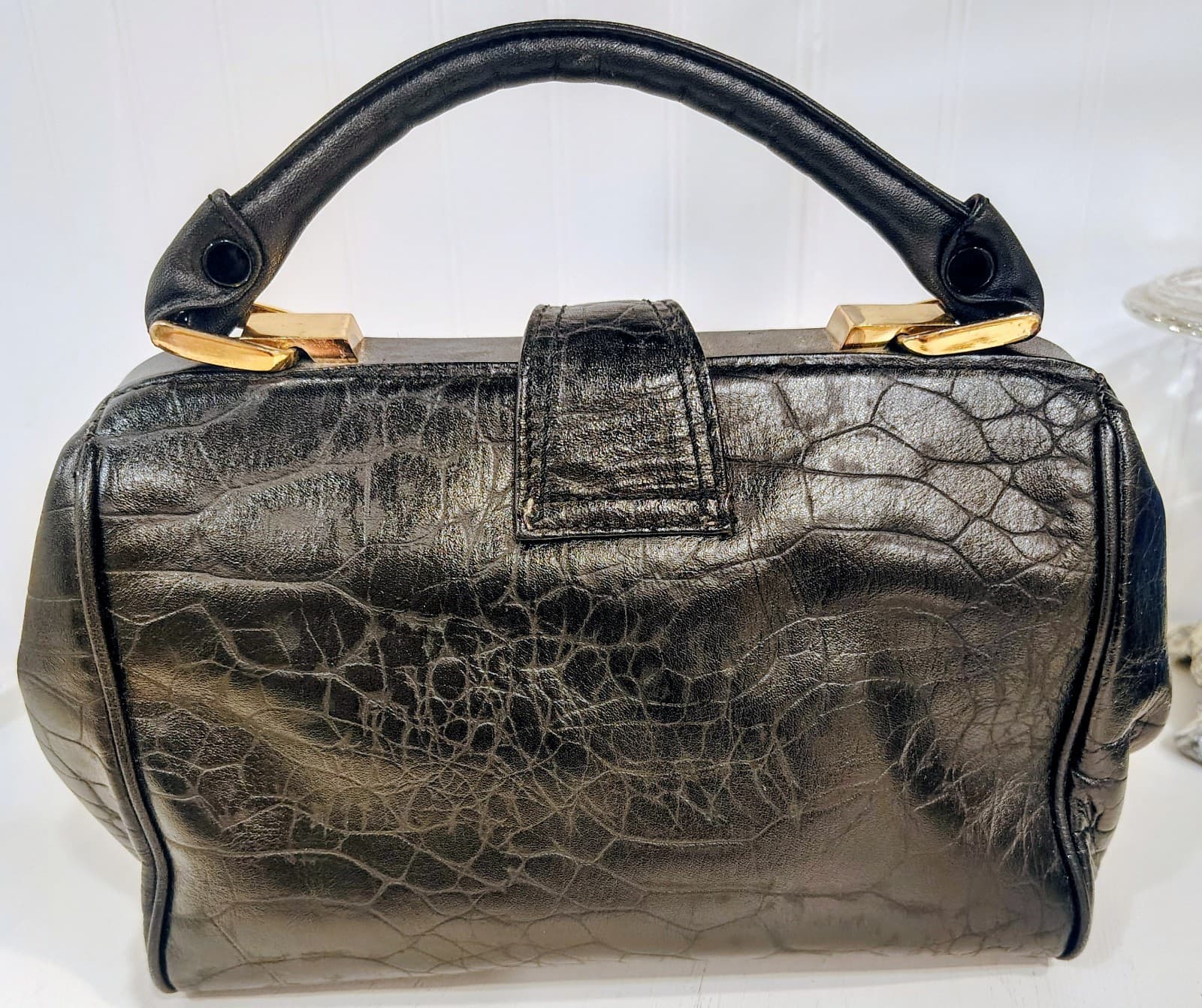 Vintage 1980's Tano Black Crocodile Embossed Satchel Bag, Gold Hinges EUC - Thumbnail 4