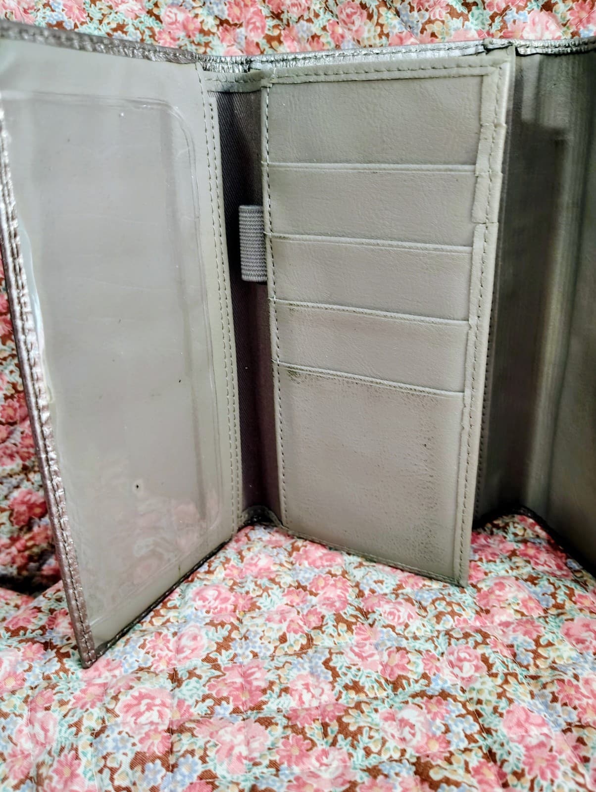 Fossil Silver Metallic Trifold Wallet - Thumbnail 2