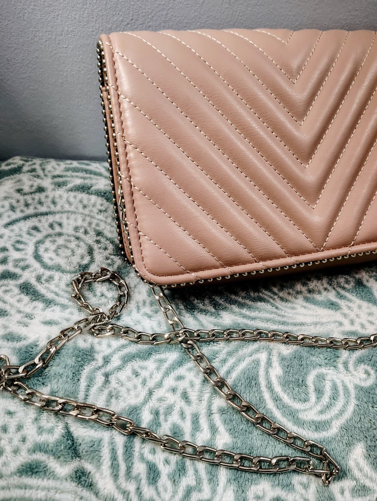 ALDO crossbody bag, Rose quilted Faux Leather exterior, Dress Bag - Thumbnail 22