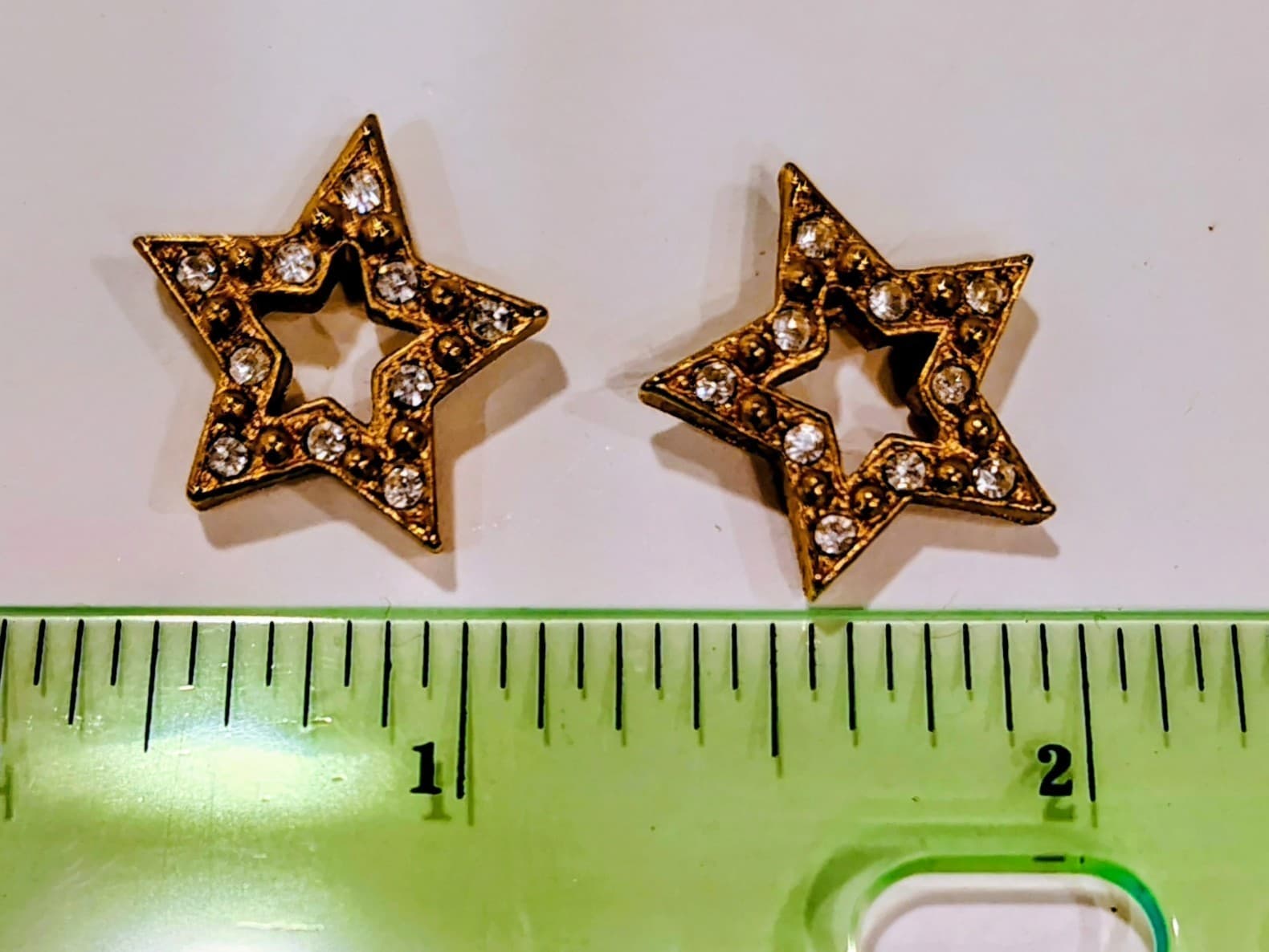 Vintage 1994 AVON Gold Tone Star Clear Rhinestone Stud Pierced Earrings - Thumbnail 6