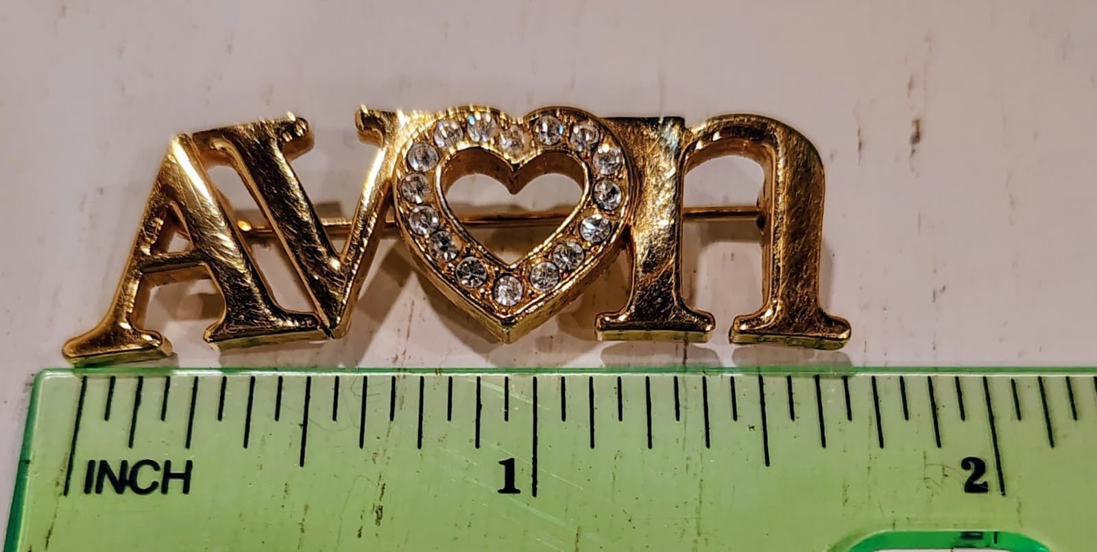 Avon Word Letters Crystal Rhinestone Heart Center Gold Tone Metal Pin Brooch - Thumbnail 5