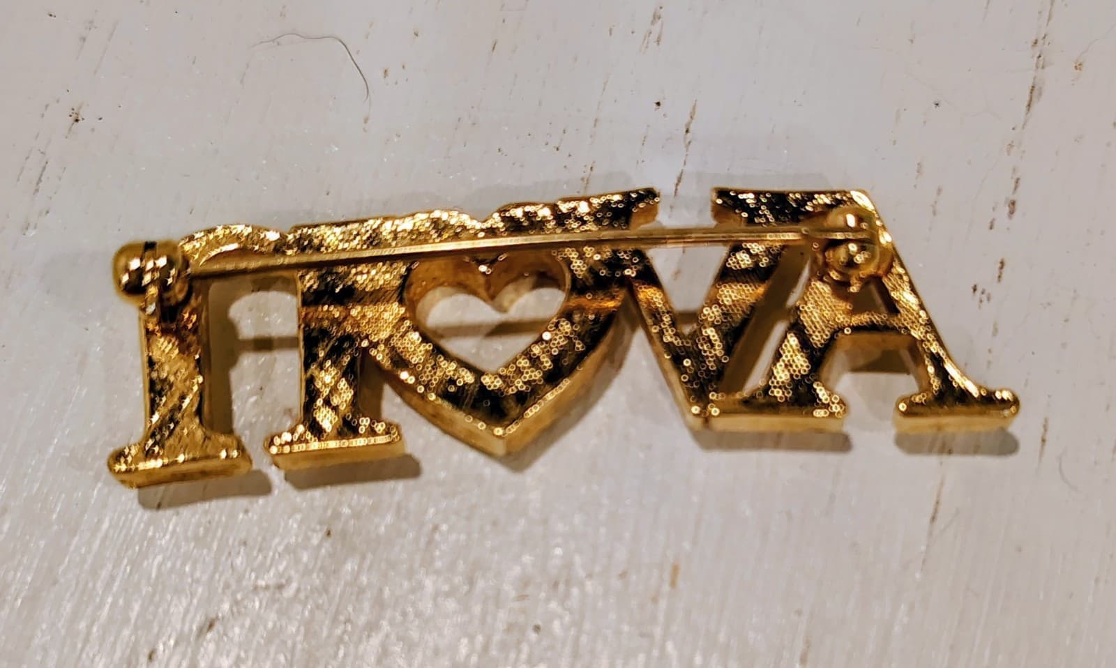 Avon Word Letters Crystal Rhinestone Heart Center Gold Tone Metal Pin Brooch - Thumbnail 4