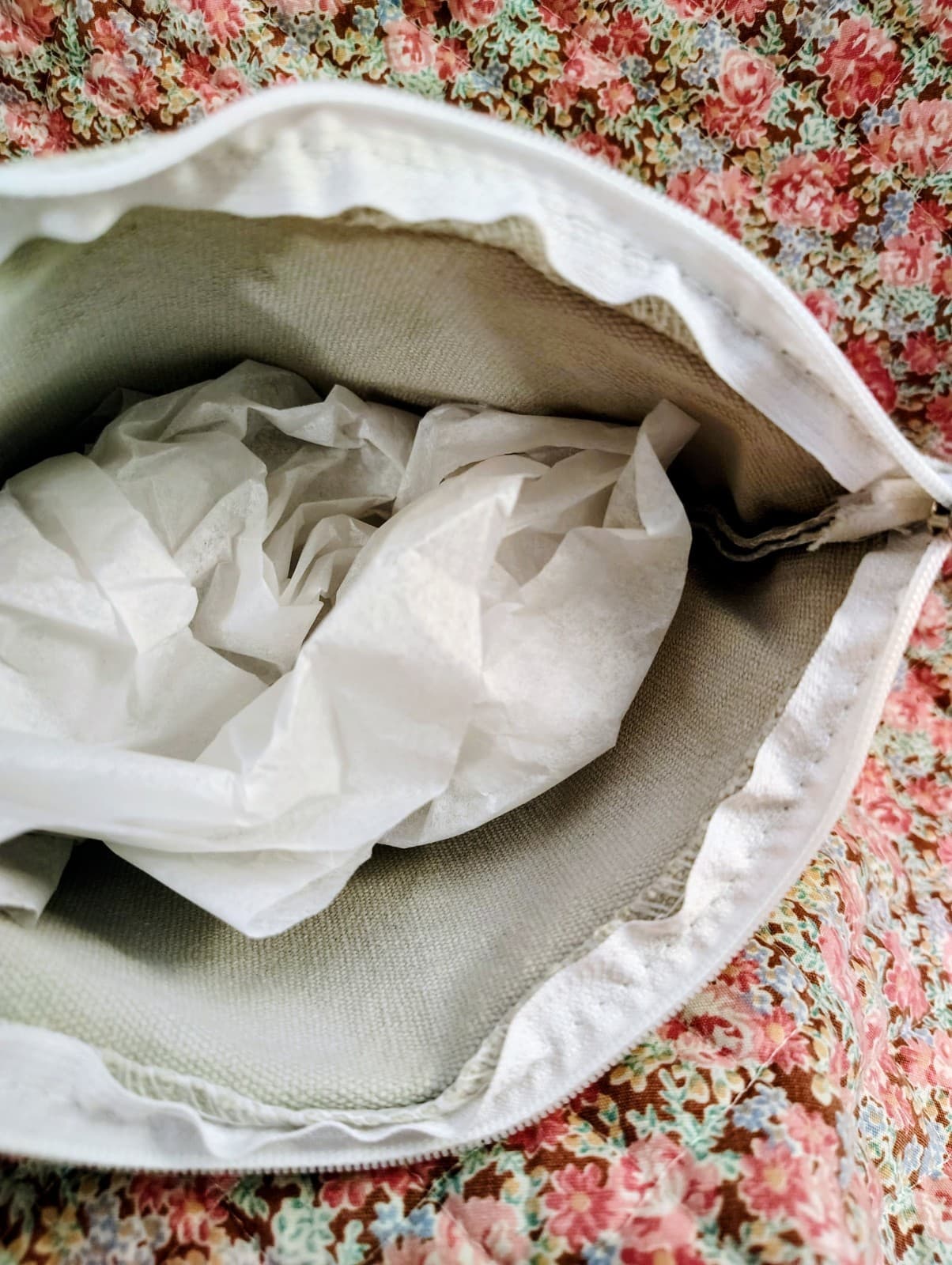 canvas Makeup bag, white script, Bible verse - Thumbnail 5