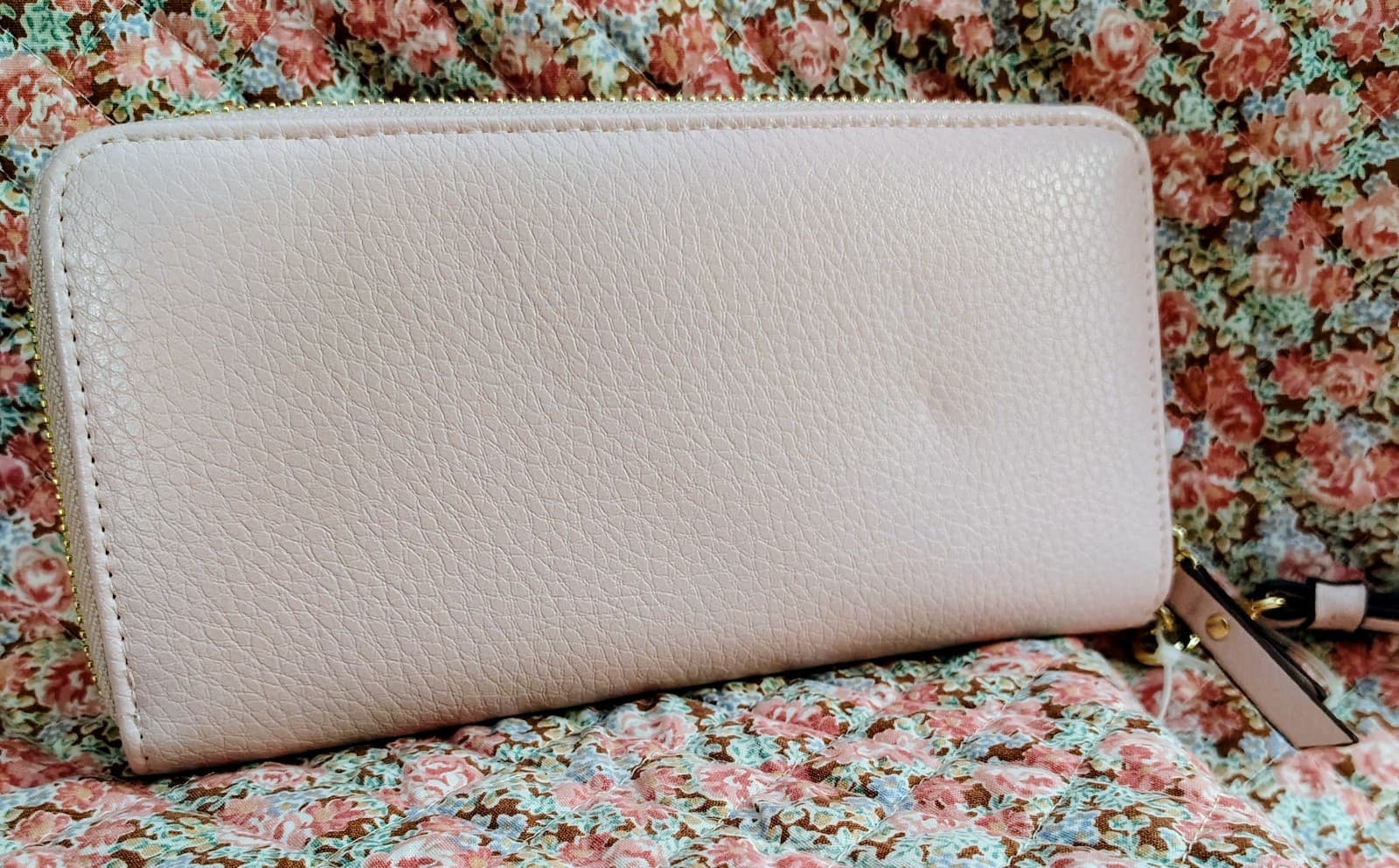 NWOT Anne Klein Pink Zip Around Pebbled Leather Wallet Gold Bow Buckle Wristlet - Thumbnail 6