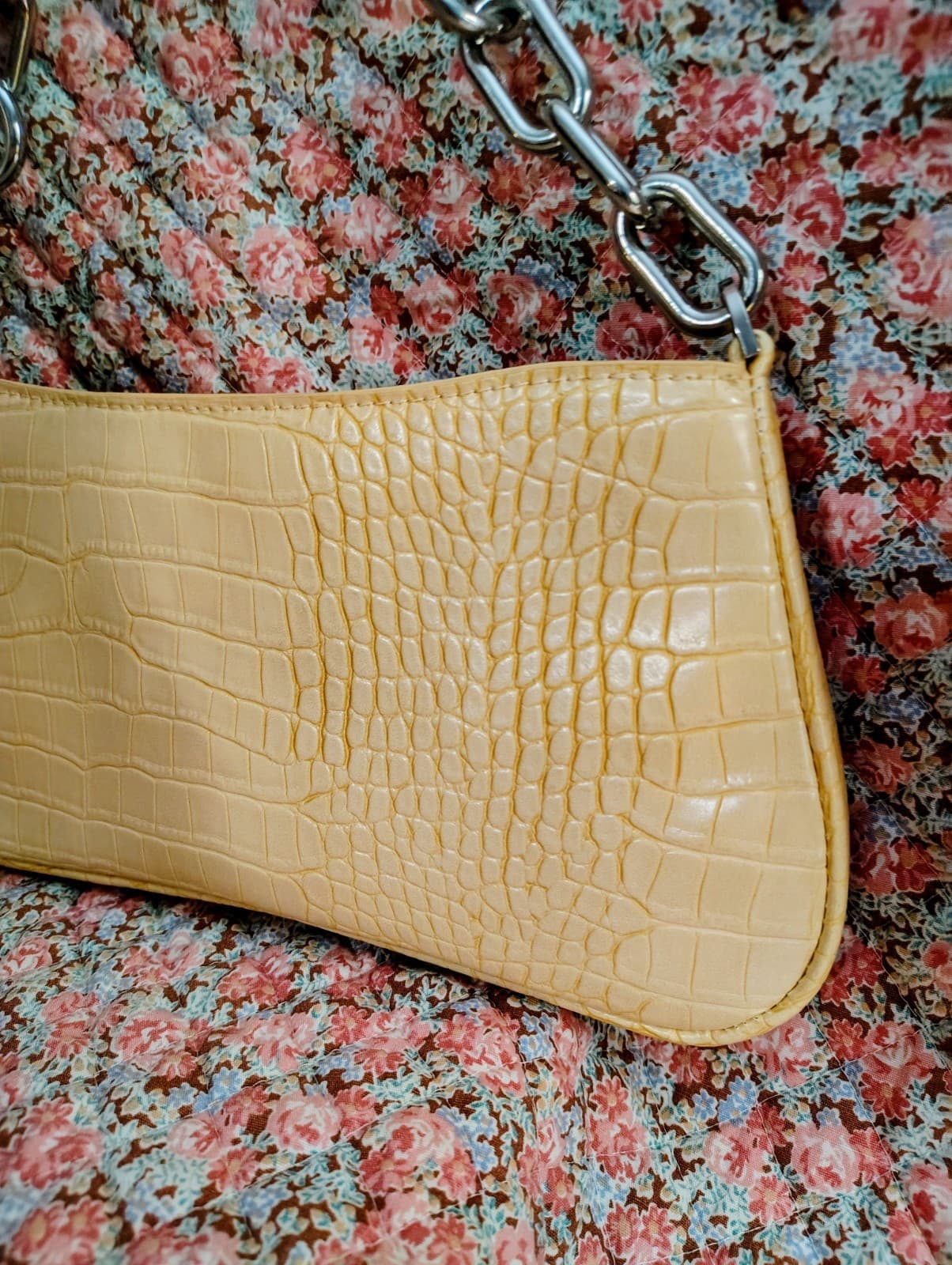 A New Day Womens Purse Yellow Chain NWT - Thumbnail 3