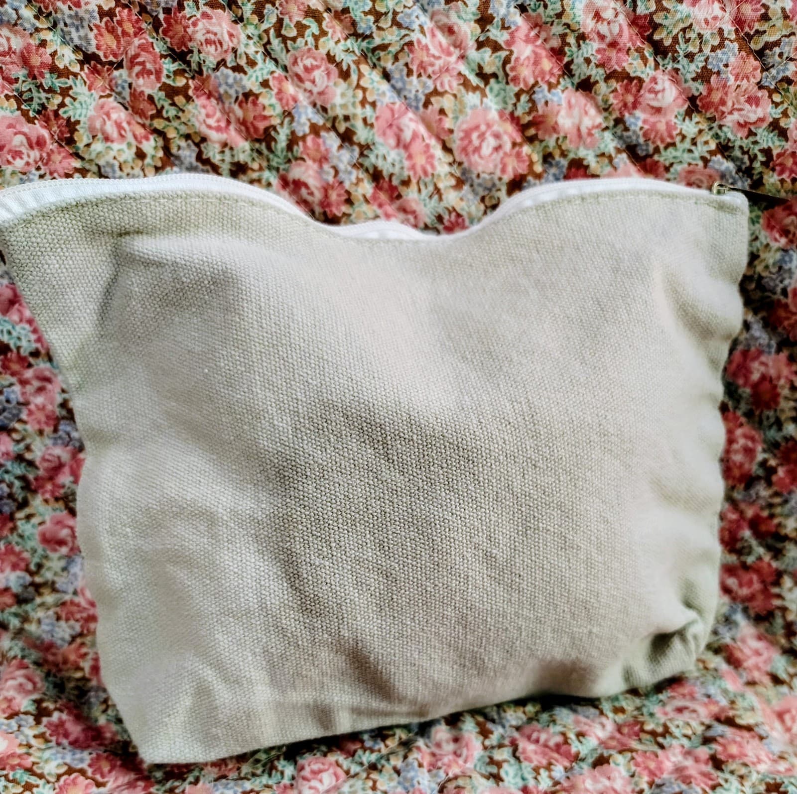 canvas Makeup bag, white script, Bible verse - Thumbnail 2