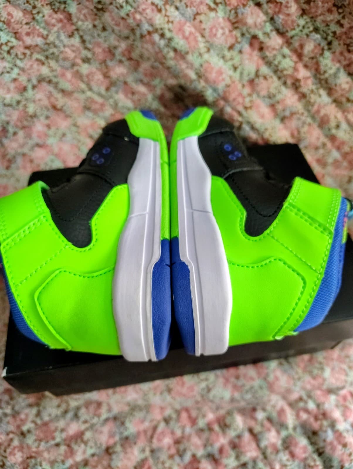 Nike Air Jordan Toddler Size 6 NIB - Thumbnail 10