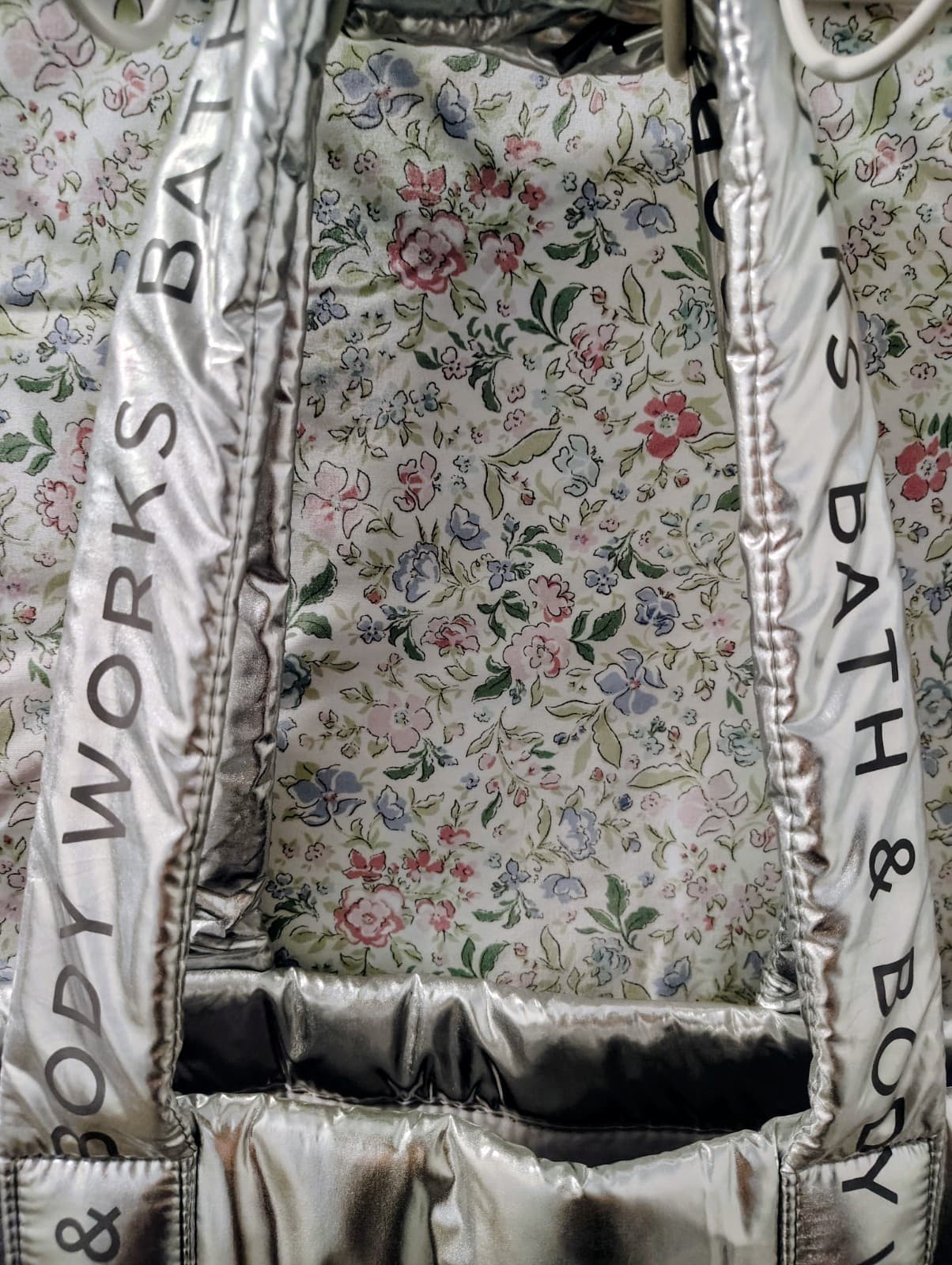 Bath And Body Works Puffy Tote Silver Metallic Bag New Logo NWOT - Thumbnail 4