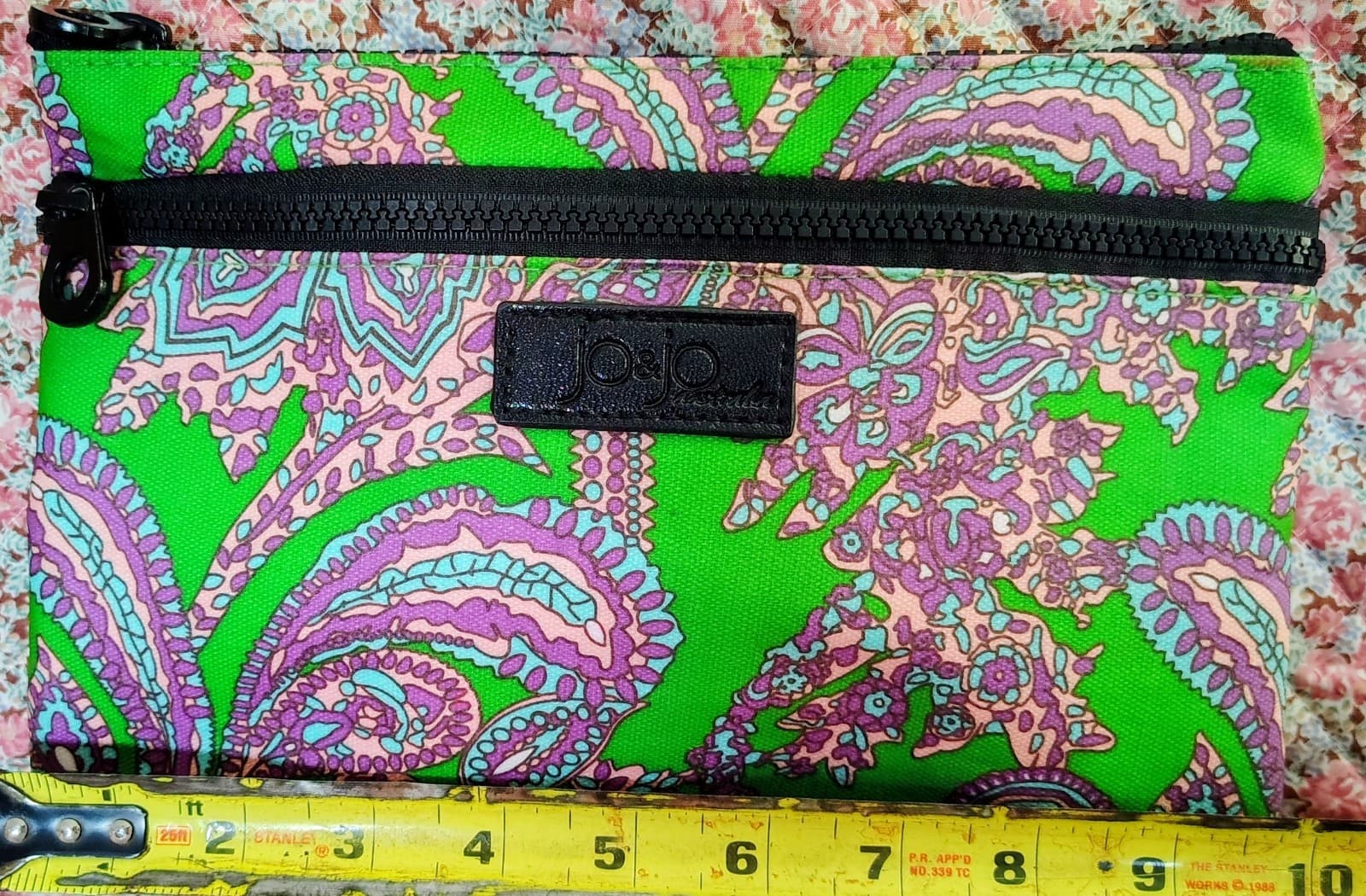 Jo & Jo Australia cosmetic clutch Makeup Bag, vibrant green paisley pattern - Thumbnail 4