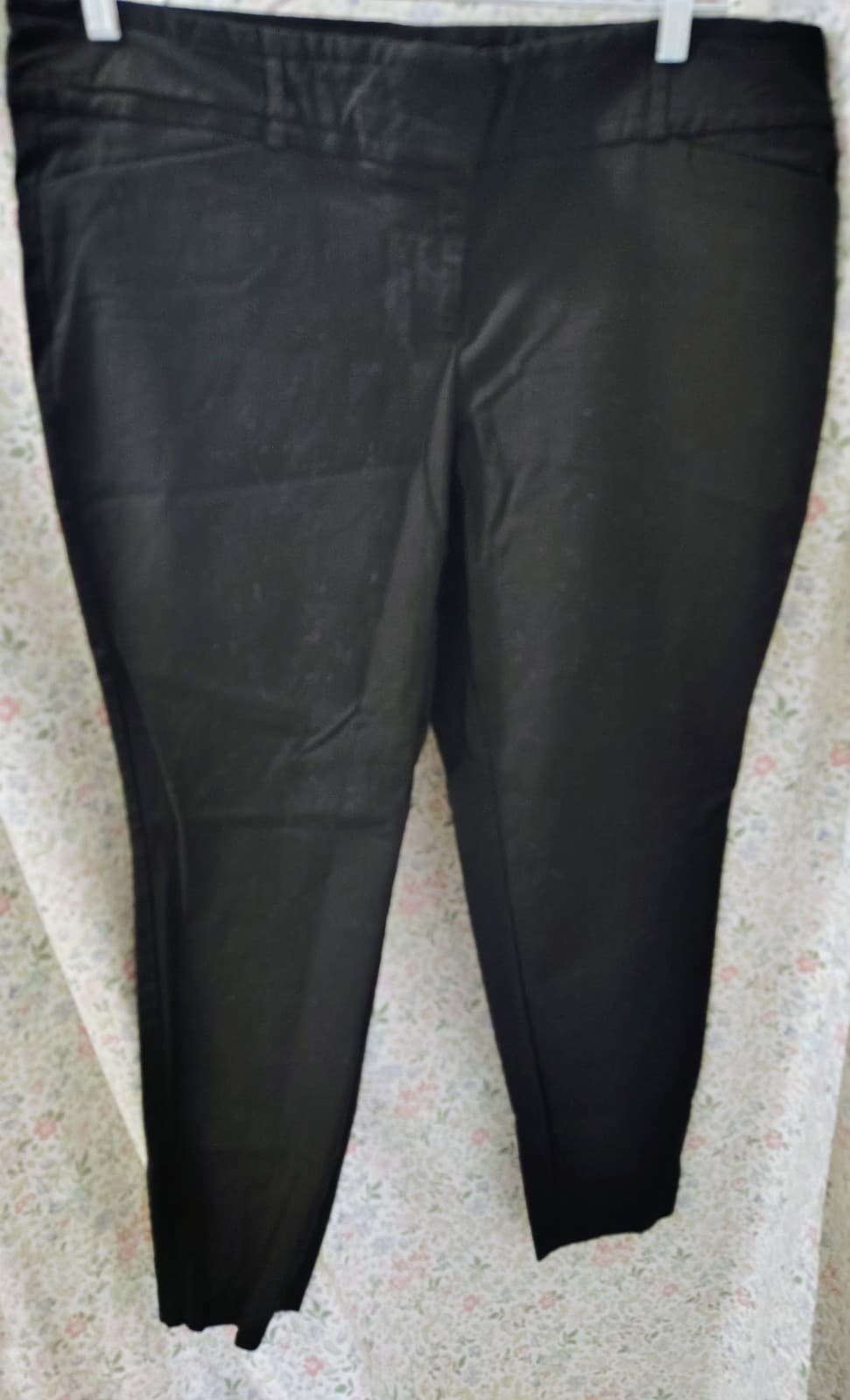 The Limited Woman Pull On Pants Womens Sz 18 W Black Stretch