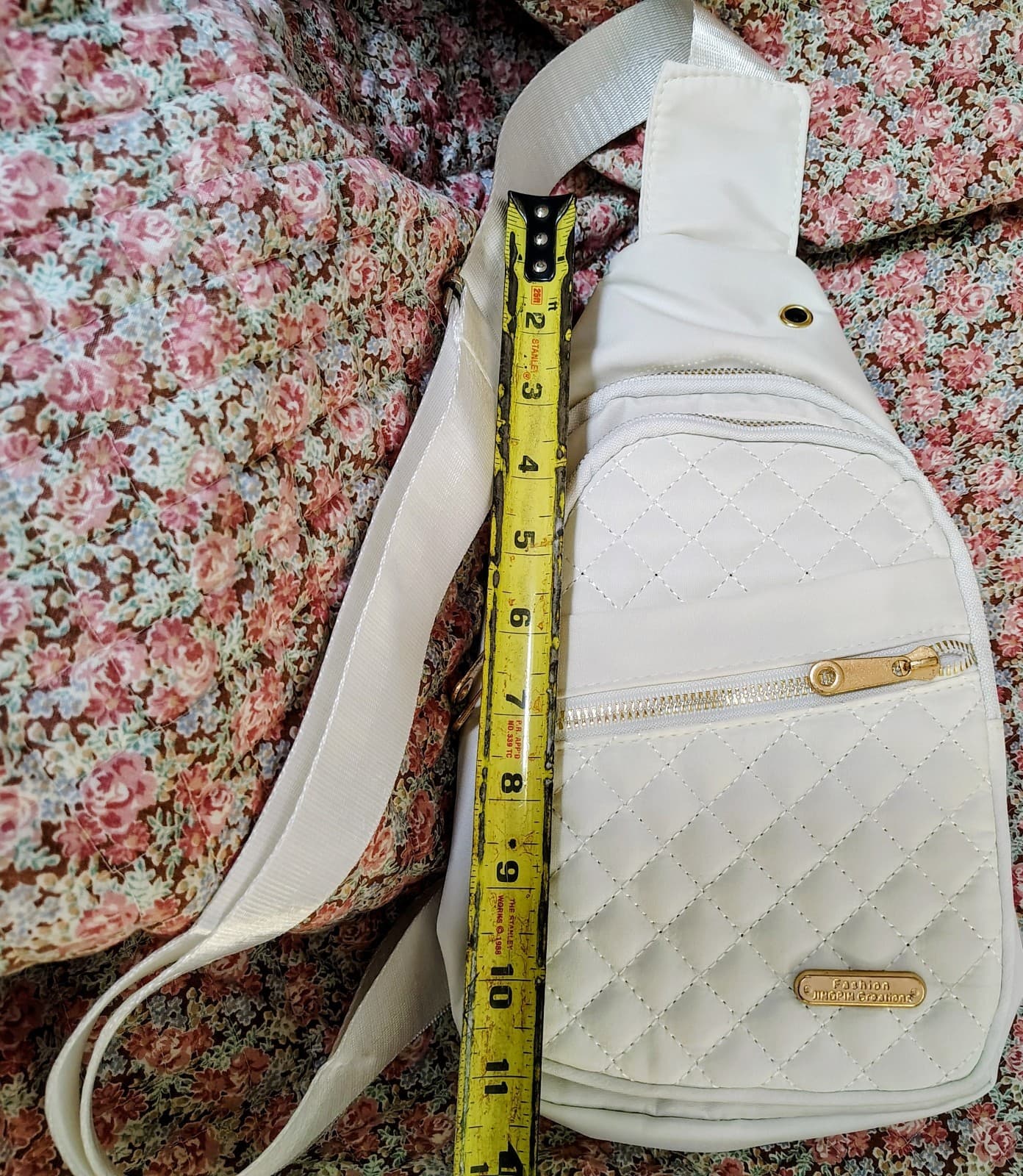 NWOT Quilted White Sling Backpack - Thumbnail 8