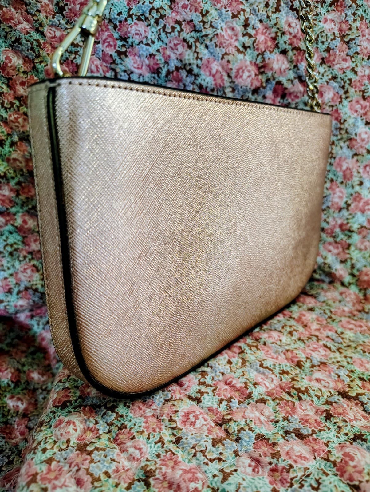 Kate Spade Kenzie Limited Edition metallic pochette in rose gold NWT $249 - Thumbnail 3