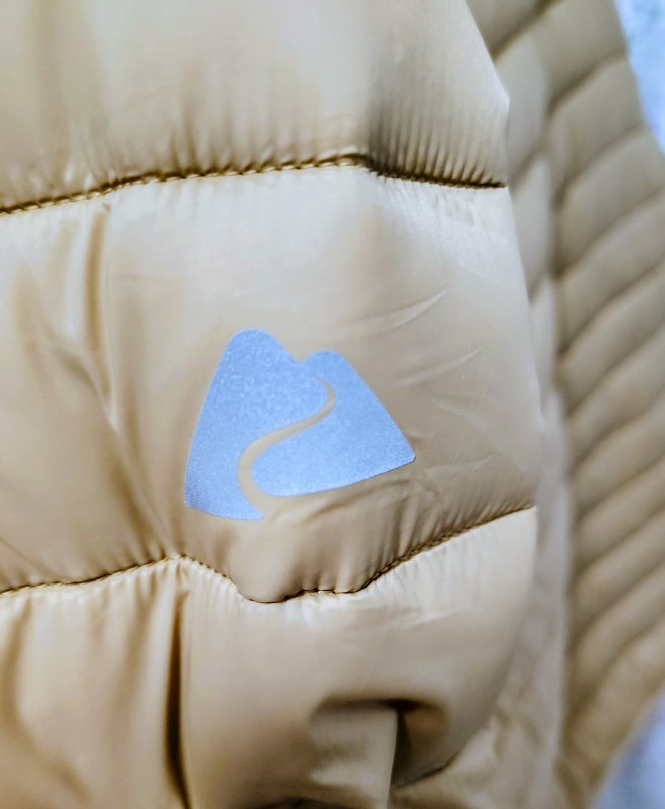 Ozark Trail Beige Puff Jacket, Women's XL - Thumbnail 3